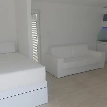 别墅 Luxury With Jacuzzi And Swimming Pool 奥帕提亚