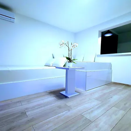 Luxury With Jacuzzi And Swimming Pool 别墅