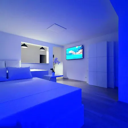 Luxury With Jacuzzi And Swimming Pool 别墅