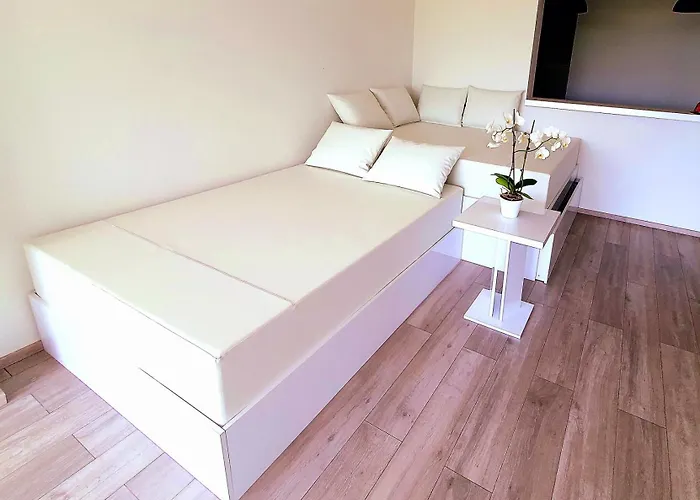 Villa Luxury With Jacuzzi And Swimming Pool Abbázia