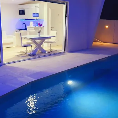 Luxury With Jacuzzi And Swimming Pool * Opatija